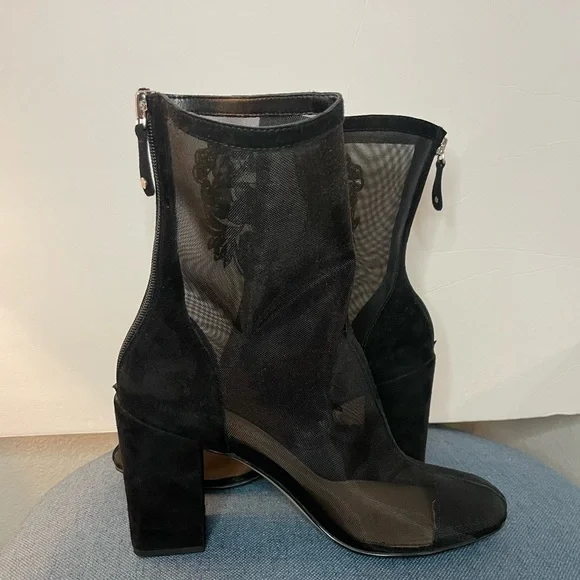 Joyce Azria dressy mesh booties in a size 10 - Picture 4 of 11